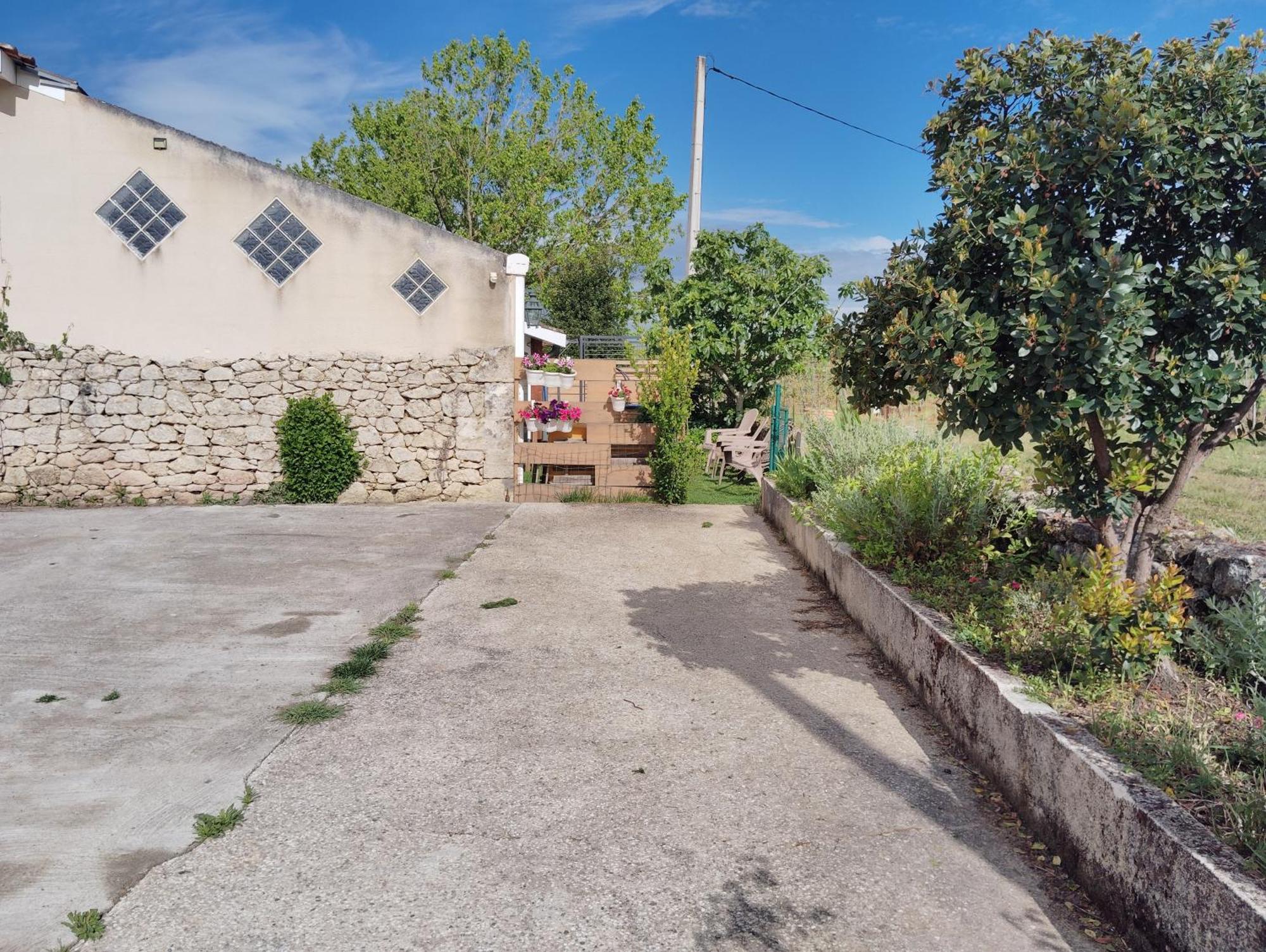 Gite L'Edenwine Doulezon Екстер'єр фото